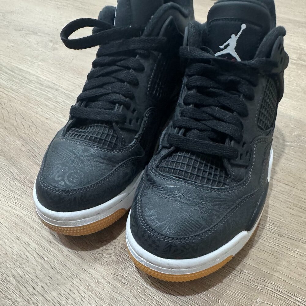 Jordan 4 Retro Laser Black Gum Sneakers | Youth 5Y (Women’s 6.5 / Men’s 5) - Picture 4 of 10